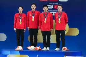 跳水世界杯总决赛：中国队夺得混合团体冠军图片