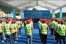 南宁至宾阳至黎塘公路二期工程举办隧道坍塌联合救援实战演练图片