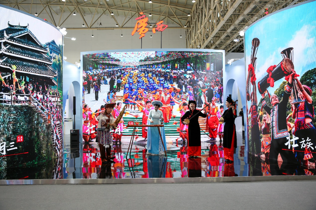 “锦绣山海潮·壮美新广西”精彩亮相2025中国文化旅游产业博览会