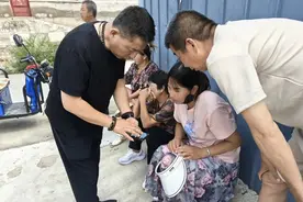 高庙堡乡开展2025年下半年农村养老保险刷脸认证工作图片