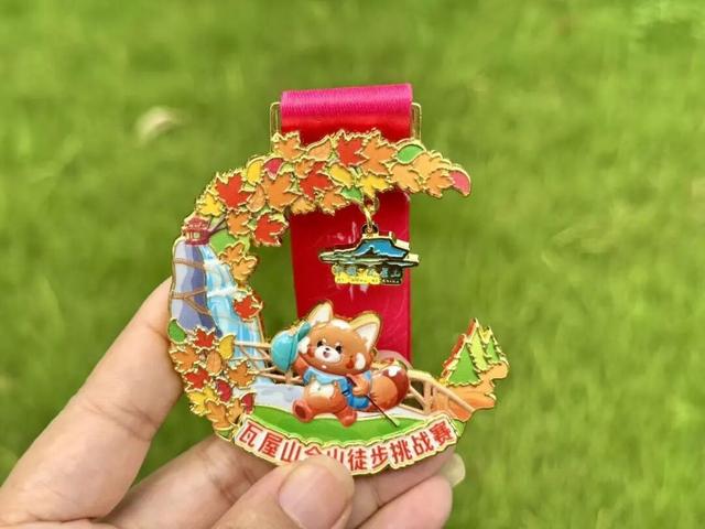 免门票告急！是谁还没去过一趟瓦屋山？