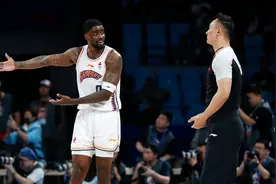 CBA裁判专职者不足一成，姚明说的“一瞬间”判断有多难？图片