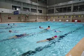 嘉定40多家游泳馆开启温水泳池模式图片