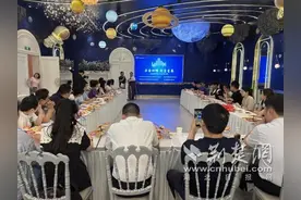 书香四唯 阅享青春，这场青年读书会“有料”又“有趣”图片