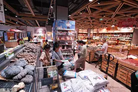 直击｜食用盐货源充足，按需购买无需囤货图片