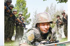 热血青春铸就边疆长城图片