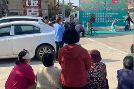 “我们的中国梦”——文化进万家 | 青岛市即墨区大信街道开展柳腔进村庄活动图片