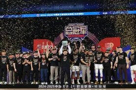浙江广厦首夺CBA总冠军图片