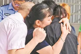 失散22年的女儿回来了！跨越千里广州阜阳两地警方助力团圆图片