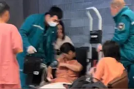 郑州一洗浴中心开业当天多人身体不适，有顾客被送进ICU，官方：均无生命危险图片