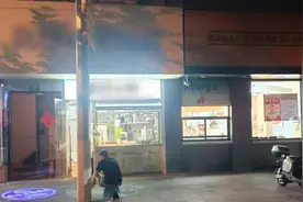 店招灯光太亮影响居民休息，商居矛盾有何解？图片
