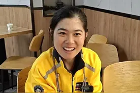 杭州脑瘫女骑手文景用7万多订单撑起小家：我要靠自己生活图片