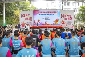 孙颖莎、王艺迪、王楚钦、梁靖崑等国乒名将走进巴南校园“秀”球技 点燃学生运动激情图片