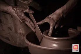 荣县：税惠“非遗” 泥巴变“黄金”图片