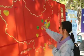 青岛科技大学高分子学院喜迎839名新同学图片