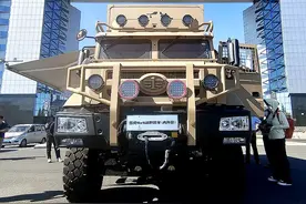 续航1000公里 涉水达1.2米 一汽解放开启房车发展新赛道图片