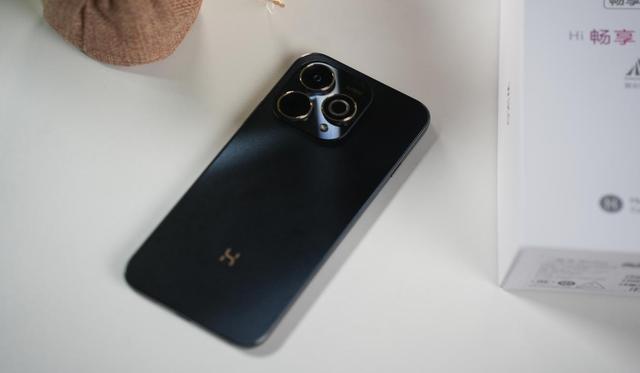WIKO Hi畅享 80 Pro搭载耐摔昆仑玻璃和星眸护眼方案，用机体验全面升级