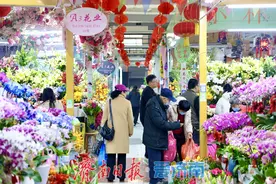 春节临近，济南老东门花卉水族市场年味浓图片