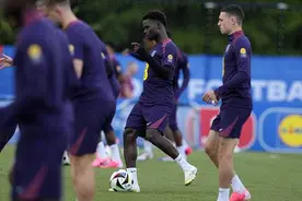 球星云集，英格兰在欧洲杯C组一枝独秀图片