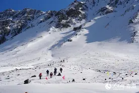 登雪峰、泡温泉、沐暖阳、品美食……冬春一定“趣”青海图片