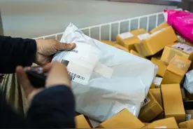 稳破5亿 孝感用电商当上湖北快递“二把手”|大刚观察图片