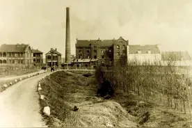 青岛啤酒节特别策划丨三组珍贵的青岛啤酒老照片，第二组最稀见！图片