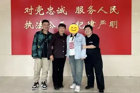 DNA结果确认：就是她！失散30年再相见！图片