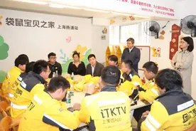 上海首个“骑手友好社区”在杨浦落成，解决小哥进门难、找路难、充电难等困难图片