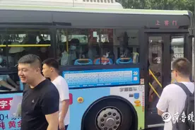 早高峰半小时等不来一辆公交车！即墨公交发车间隔延长引市民抱怨图片