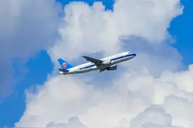 执飞超1.6万班航班，南航全力保障第135届广交会图片