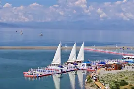 赛里木湖打造绿色旅游新地标图片