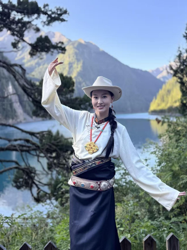 从“单点观光”到“全域体验”！看九寨沟背后的阿坝文旅升级之路 | 行走的发布会