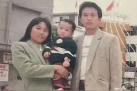 路边捡来的婴儿6岁时巧遇双胞胎哥哥，29岁寻亲成功，家人备好团圆宴图片