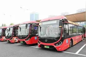 四川乐山公交敬老卡新规：每月补贴120元“虚拟货币”，用完扣现金图片