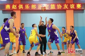 篮球，让这群老人很快乐图片