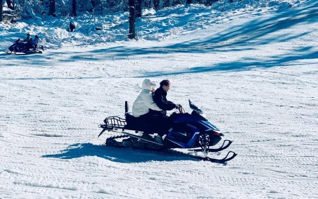 谁还没冲？快来瞧瞧冬日瓦屋山有多好玩！