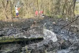 泰国坠机遇难者为两家好友，一名女孩刚过完13岁生日图片