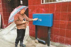 使用40多年的旧水管换新了 丰禾路120多户居民吃上“放心水”图片