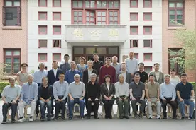 从二战起源到冷战危机：二十世纪的战争与和平图片