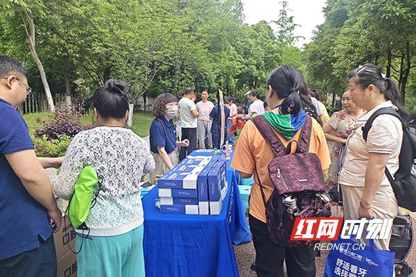 5公里，一群人，一颗心，助残日徒步赛温情“开走”