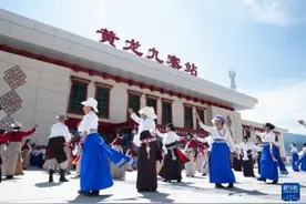 川青铁路正式通达黄龙、九寨沟图片
