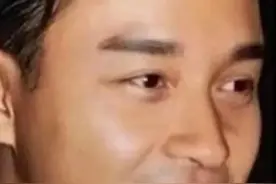 “一张治愈人心的脸”！65岁唐鹤德晒张国荣旧照，网友：永远怀念图片