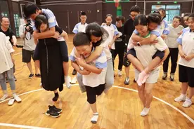 满满的感动与深意，这场亲子活动太暖了图片