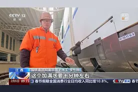 列车上的水是从哪来的？为什么一直有热水供应？揭秘火车供水全程图片