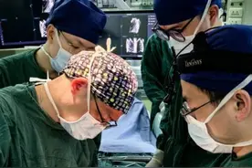 先进导航系统助儿童脊柱手术精准“百发百中”，复旦儿科暑期儿童脊柱手术刷新记录图片