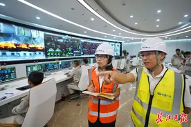 武汉筑路人造福一带一路|越南姑娘遇上中国伯乐 ——记丁氏秋荷在中国一冶越南分公司的成长故事图片