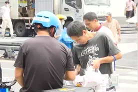 帮外卖骑手送餐？有偿代送外卖，丢餐、晚送谁负责？律师分析→图片