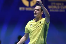 林诗栋不敌巴西选手雨果，获世界杯男单亚军图片