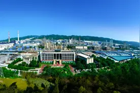 构建“2349”现代制造业集群体系 涪陵正打造千亿产业图片