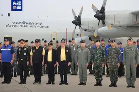 “如同一把巨刀切入地球”，已确认有13名中国公民在地震中受伤→图片